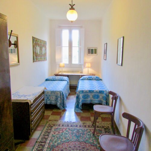 Three-Bedroom Residence – 5 Beds (Extra Large)