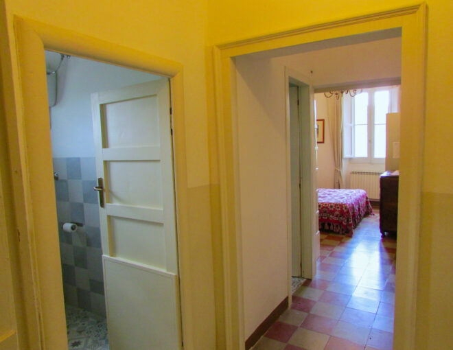 Three-Bedroom Residence – 5 Beds (Extra Large)