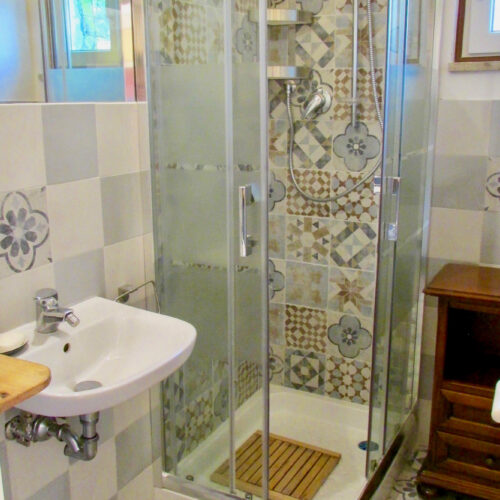 Three-Bedroom Residence – 5 Beds (Extra Large)