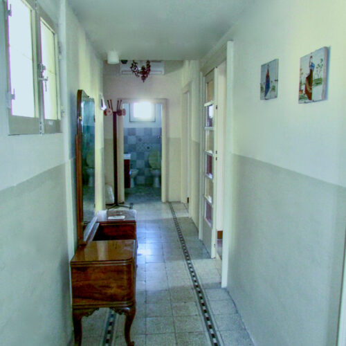 Three-Bedroom Residence – 5 Beds (Extra Large)