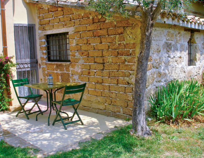 One-Bedroom Residence – 3 Beds (Standard Plus)