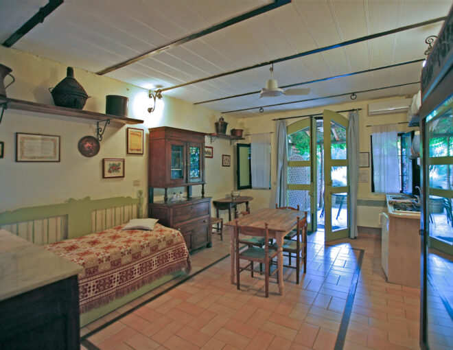 One-Bedroom Residence – 3 Beds (Standard Plus)
